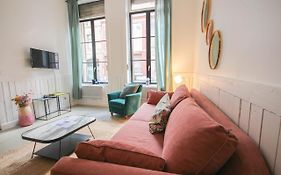 Heart Of The Old Town - Loft Style Ap